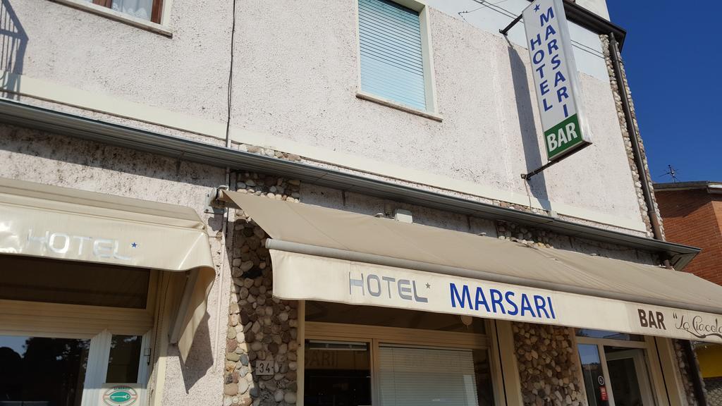 Albergo Marsari 佩斯基耶拉德加达 外观 照片